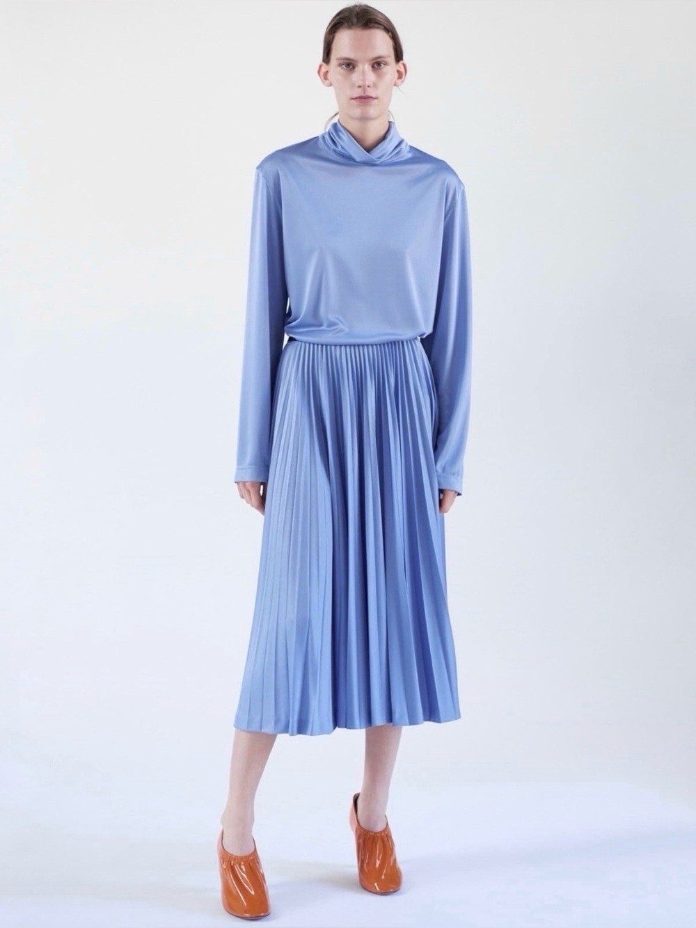 CÉLINE LAVENDER BLUE JERSEY TOP AND PLEATED MIDI SKIRT SET BY PHOEBE PHILO
